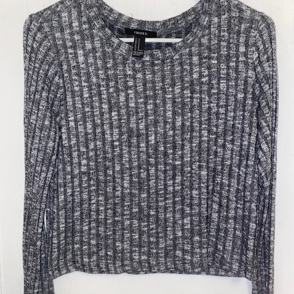 Crop Top/ Long Sleeve